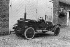 162. 8 Valve Col. Dawson's car pre-1914