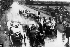 119. Type 13 International '1500' Trophy. Isle of Man 22 June 1922. (226.50 miles). Car 22: Pierre de Vizcaya (right) at the start, finished (6th). Crossley Bugatti.