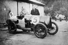 161. Type 13, Chassis # 1398 JCC 200, Junior Car Club race. Brooklands 13 October 1923. Car 5: L. Lancaster. T13, chassis # 1317 at the rear.