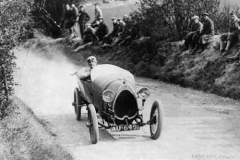 339. Reg. AU 6491 Oldmeadow Hill at Royston, Herts. Rivers at wheel of car bought in France.